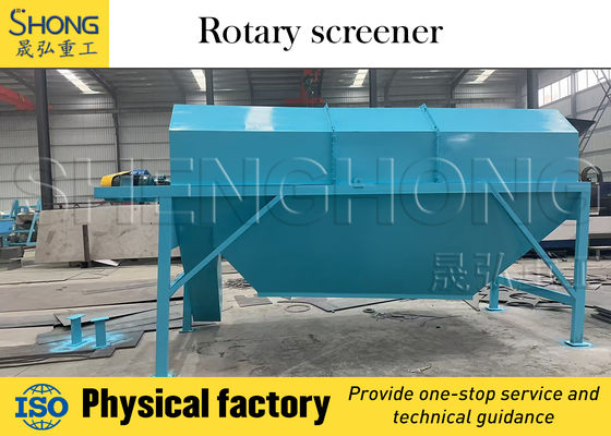Vibrationssiebanlage mit hoher Granulationsrate (>98%) mit einstellbarem Siebwinkel und maximaler Aufgabegröße 400 mm