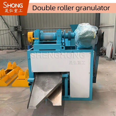 NPK Trockenes chemisches Pulver Verbunddünger Granulator mit Doppel-Roller-Extrusion 18,5 kW Leistung und 1,5-2,5 Tonnen/Stunde Kapazität