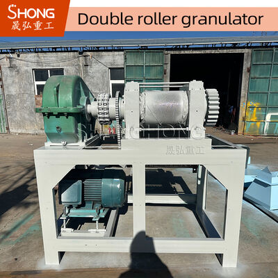 Doppelwalzer Extrusionsgranulator für Düngemittel mit einer Kapazität von 1-4 t/h Trockengranulationstechnologie und ISO SGS BV-Zertifizierung