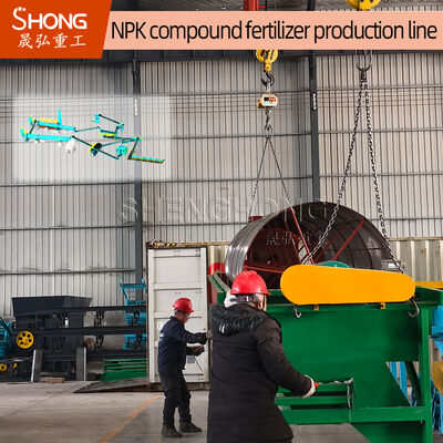 Produktionslinie für NPK-Düngemittel mit einer Kapazität von 1–2 Tonnen pro Stunde, Doppelwalzengranulierung und kundenspezifischer 380-V-Spannung